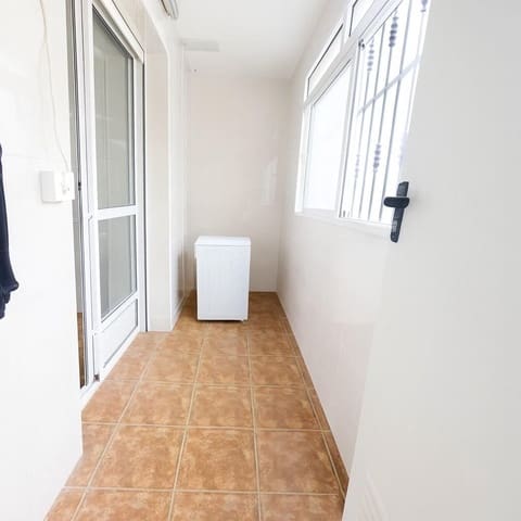 3 bedroom Villa for sale in Aguilas with garage - € 325,900 (Ref: 9892799)
