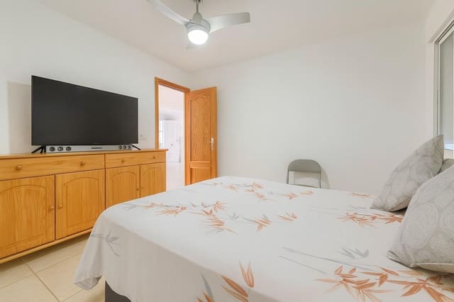 3 bedroom Villa for sale in Aguilas with garage - € 325,900 (Ref: 9892799)