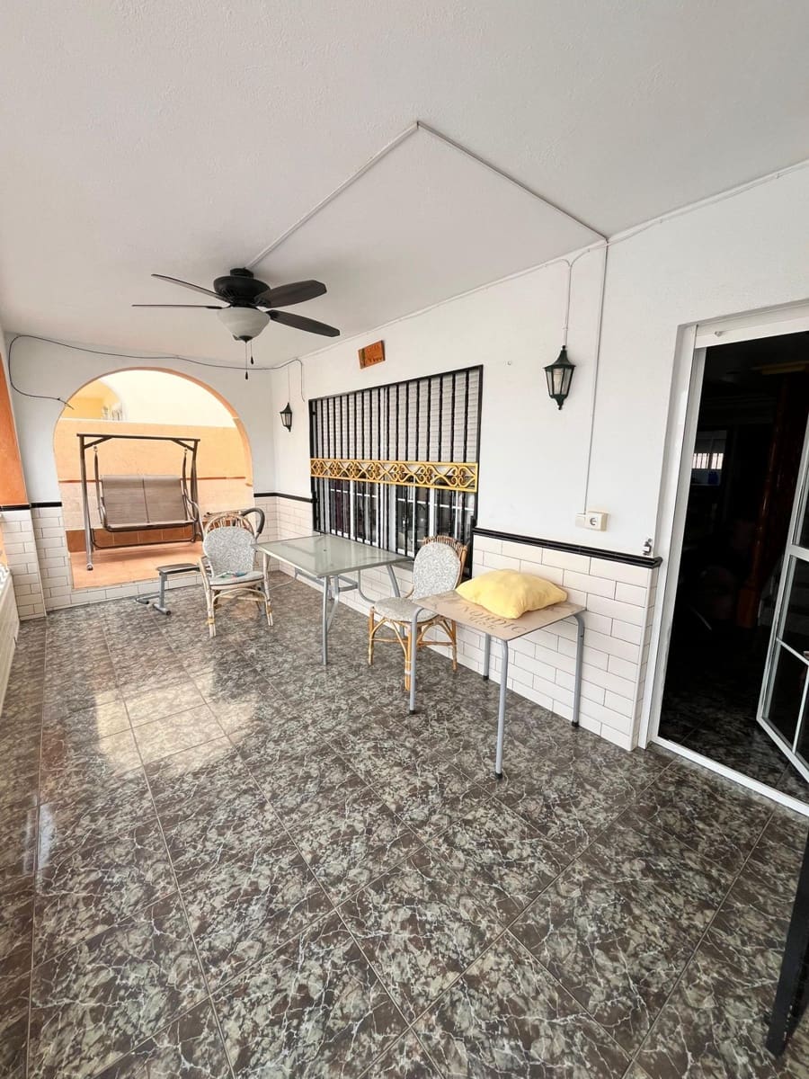 4 bedroom Villa for sale in Aguilas with garage - € 345,000 (Ref: 9892808)