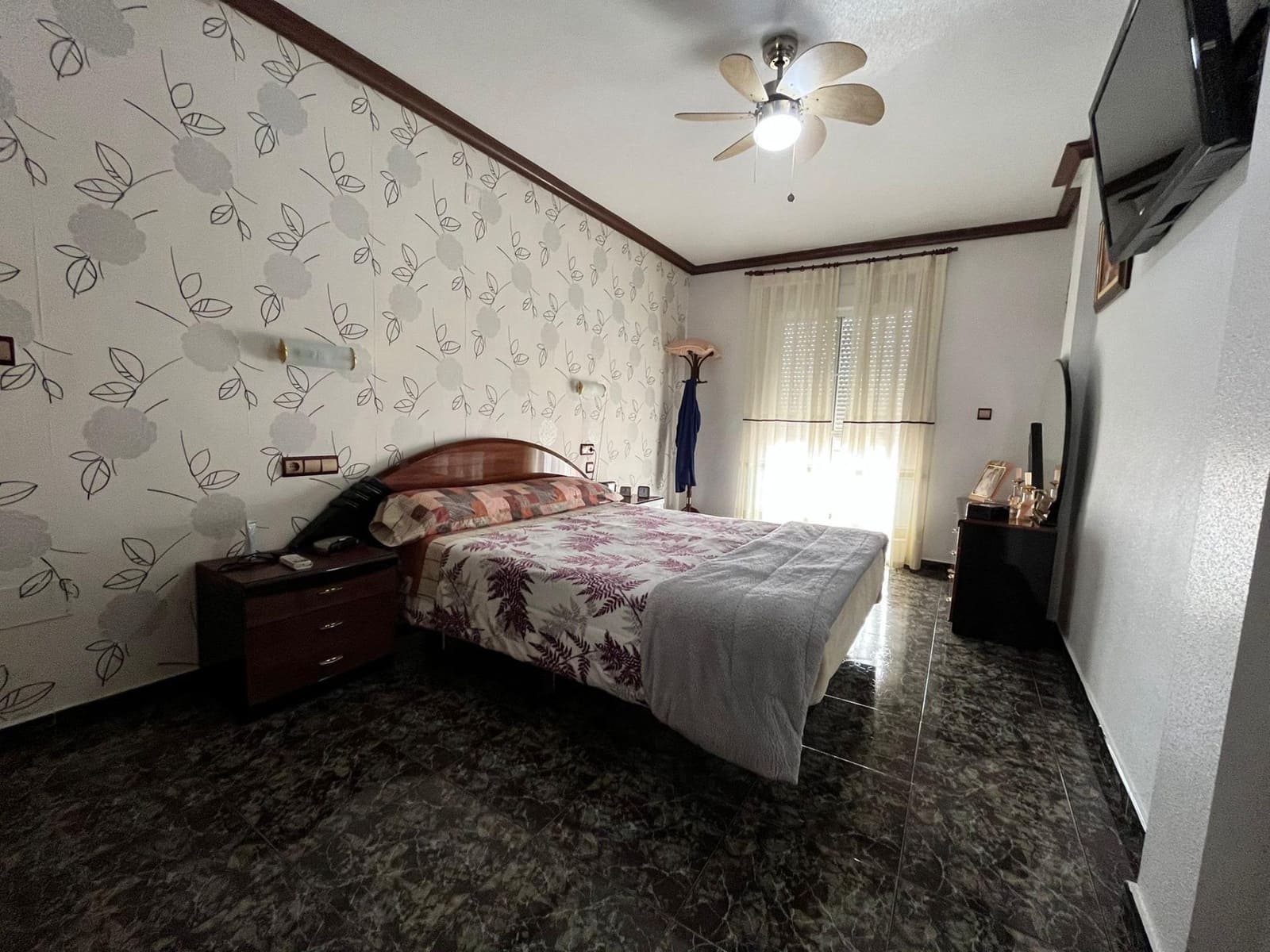 4 bedroom Villa for sale in Aguilas with garage - € 345,000 (Ref: 9892808)