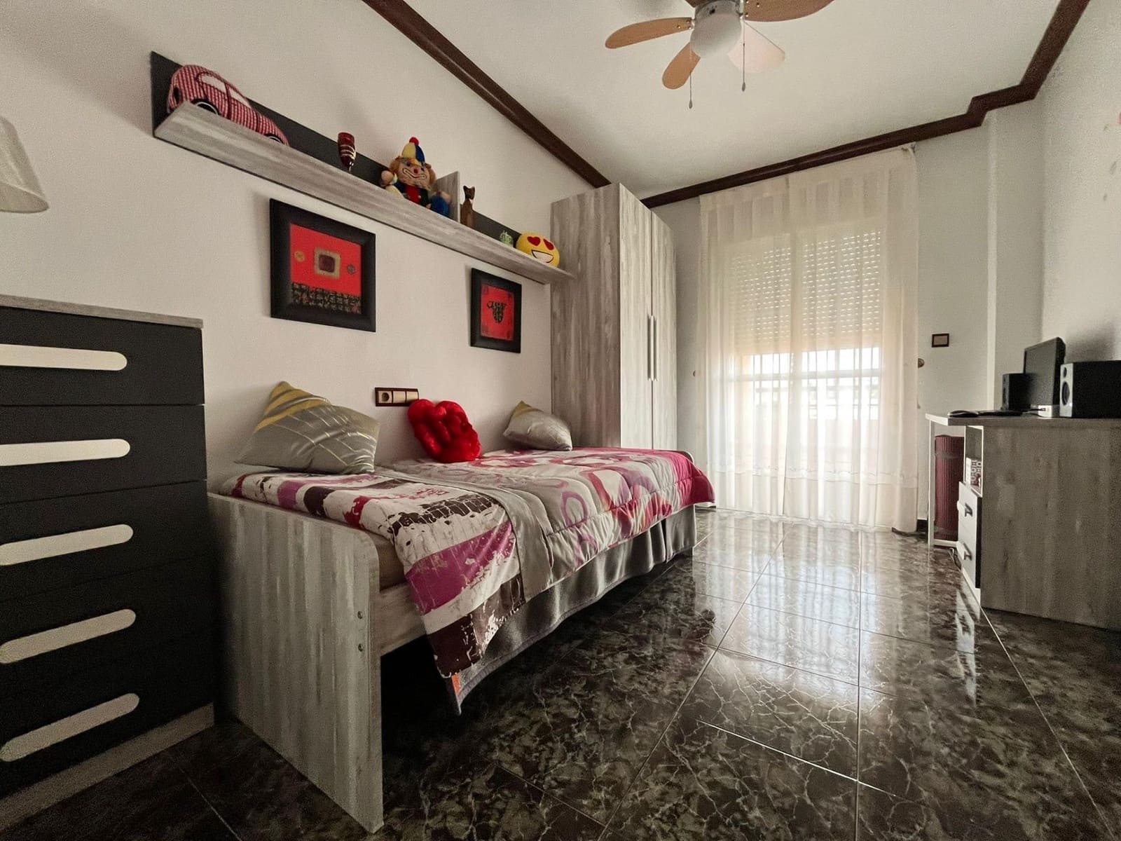 4 bedroom Villa for sale in Aguilas with garage - € 345,000 (Ref: 9892808)