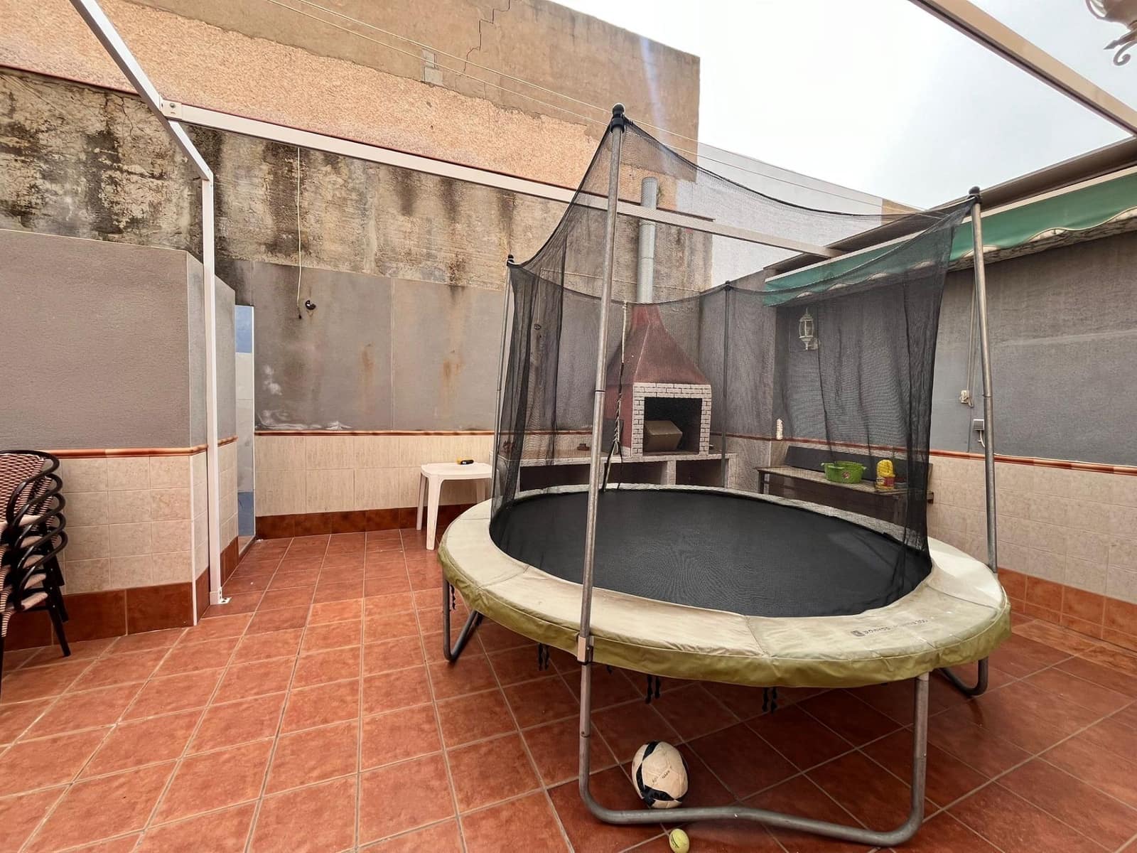 4 bedroom Villa for sale in Aguilas with garage - € 345,000 (Ref: 9892808)