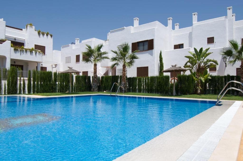 3 soveværelse Byhus til salg i San Juan de los Terreros med garage - € 450.000 (Ref: 9892809)