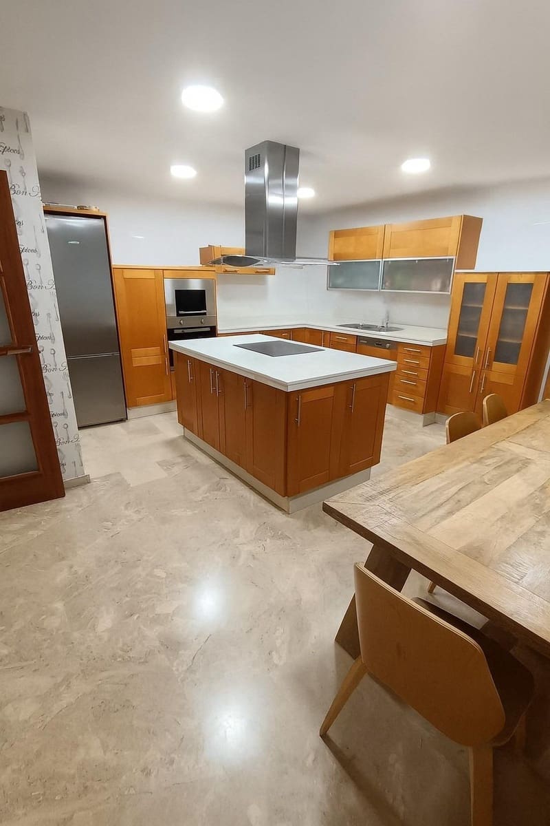 4 bedroom Penthouse for sale in Aguilas - € 650,000 (Ref: 9892810)