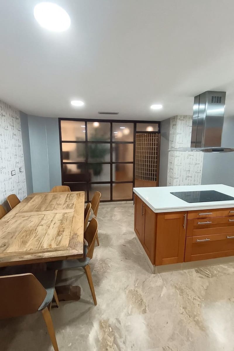 4 bedroom Penthouse for sale in Aguilas - € 650,000 (Ref: 9892810)