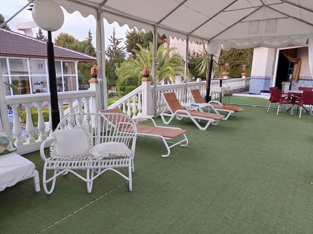 10 sypialnia Willa na sprzedaż w Cúllar z basenem garażem - 289 900 € (Ref: 9892813)