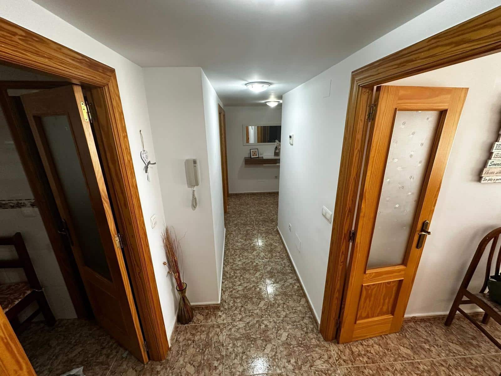 Piso de 4 habitaciones en Aguilas en venta - 149.900 € (Ref: 9892820)