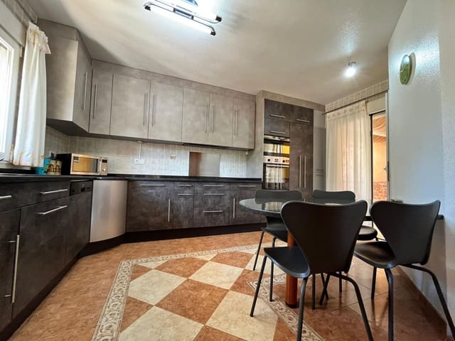 Chalet de 4 habitaciones en Los Collados, Aguilas en venta con garaje - 339.900 € (Ref: 9892823)