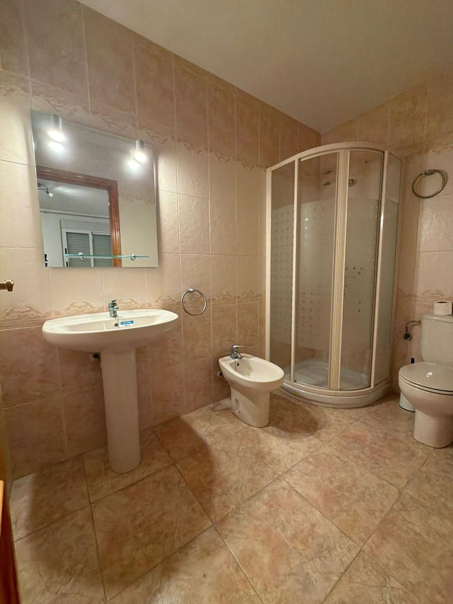 4 sovrum Lägenhet till salu i Aguilas med garage - 199 000 € (Ref: 9892831)