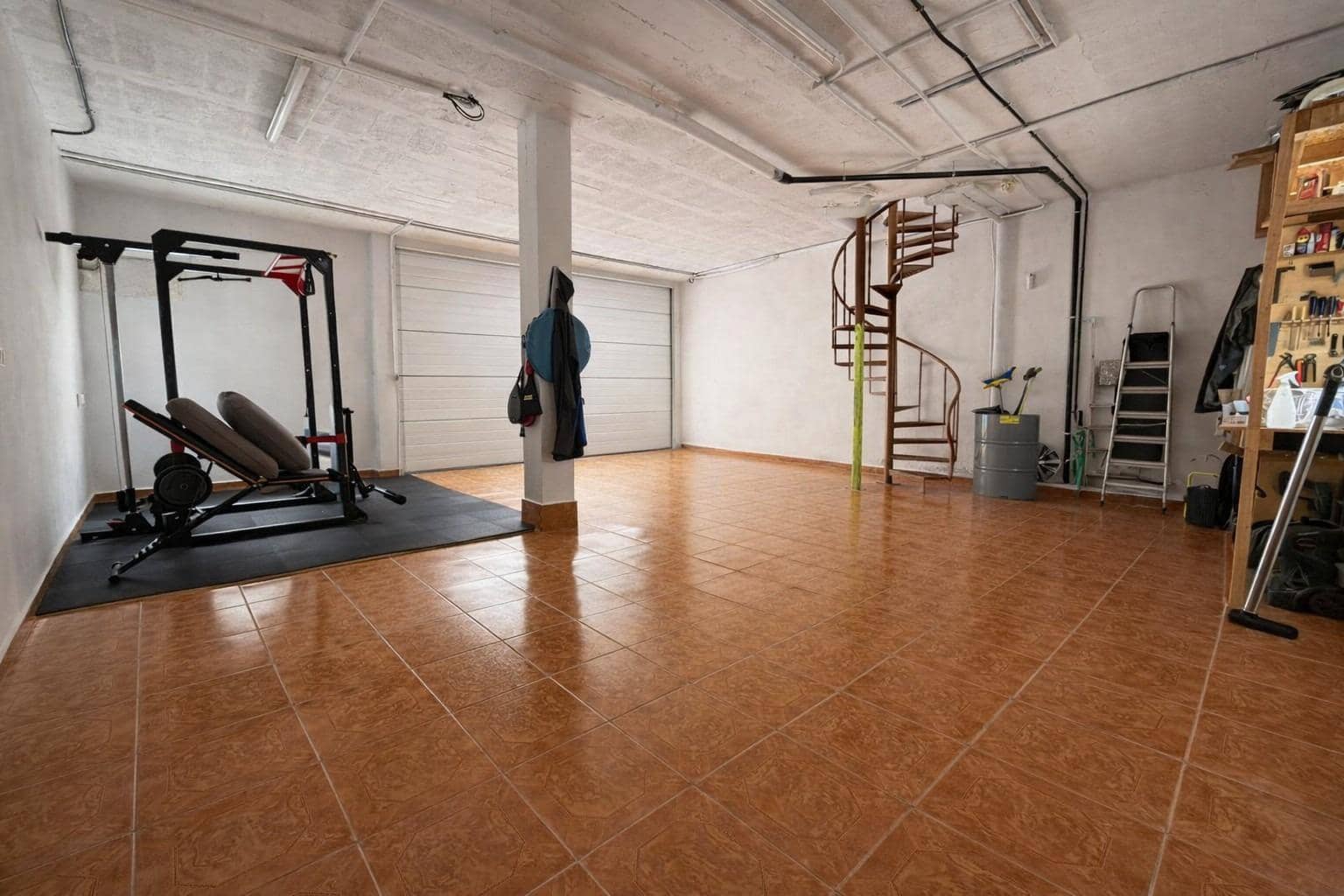 5 sovrum Villa till salu i Calarreona med pool garage - 485 000 € (Ref: 9892836)