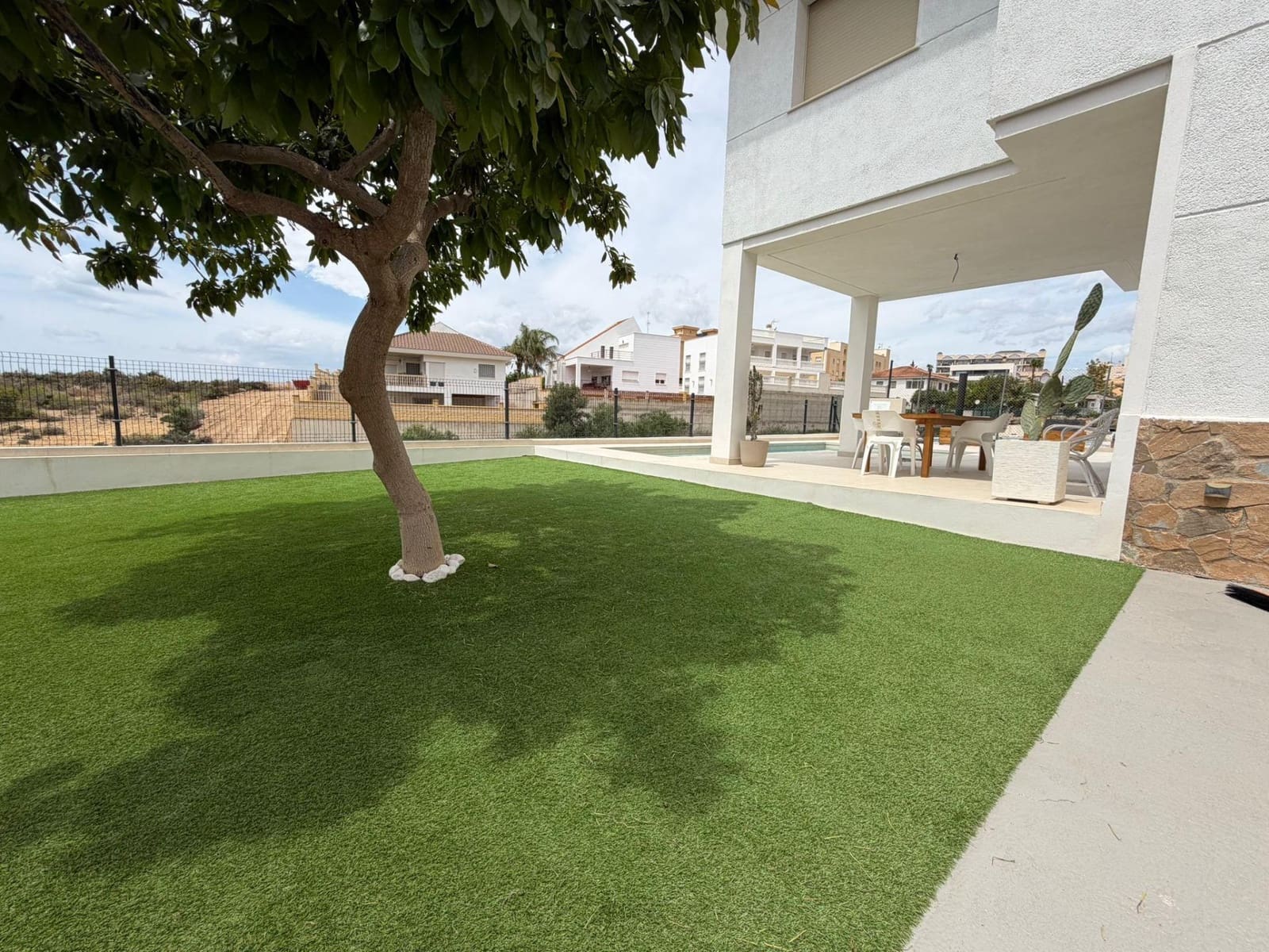 5 sovrum Villa till salu i Calarreona med pool garage - 485 000 € (Ref: 9892836)