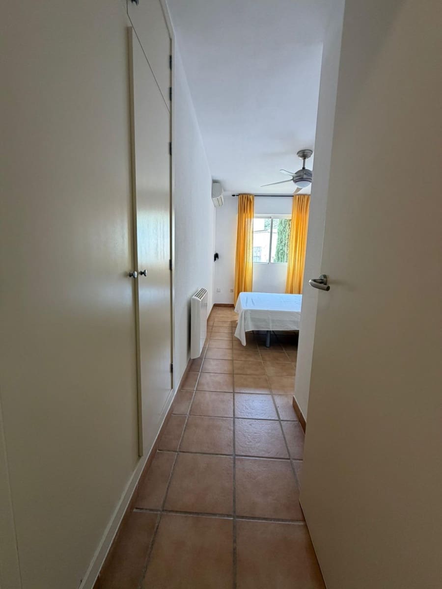 Piso de 3 habitaciones en Calabardina en venta con piscina garaje - 239.900 € (Ref: 9892841)