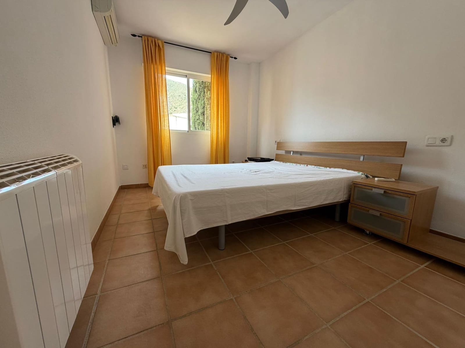 Piso de 3 habitaciones en Calabardina en venta con piscina garaje - 239.900 € (Ref: 9892841)