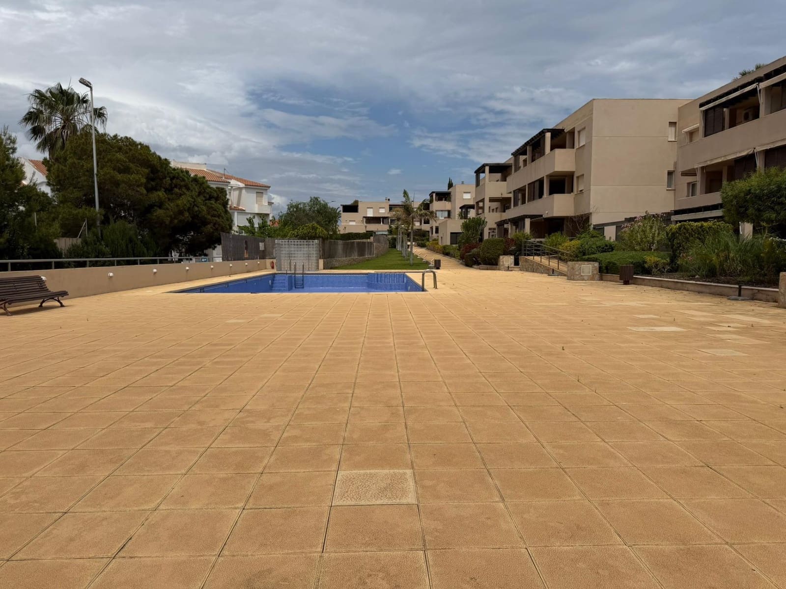 Piso de 3 habitaciones en Calabardina en venta con piscina garaje - 239.900 € (Ref: 9892841)