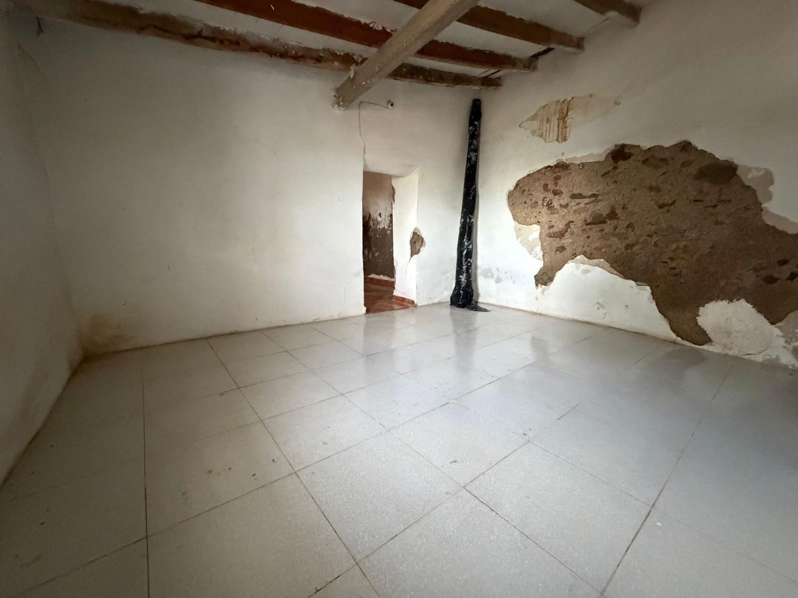 3 bedroom Finca/Country House for sale in Aguilas - € 69,000 (Ref: 9892842)