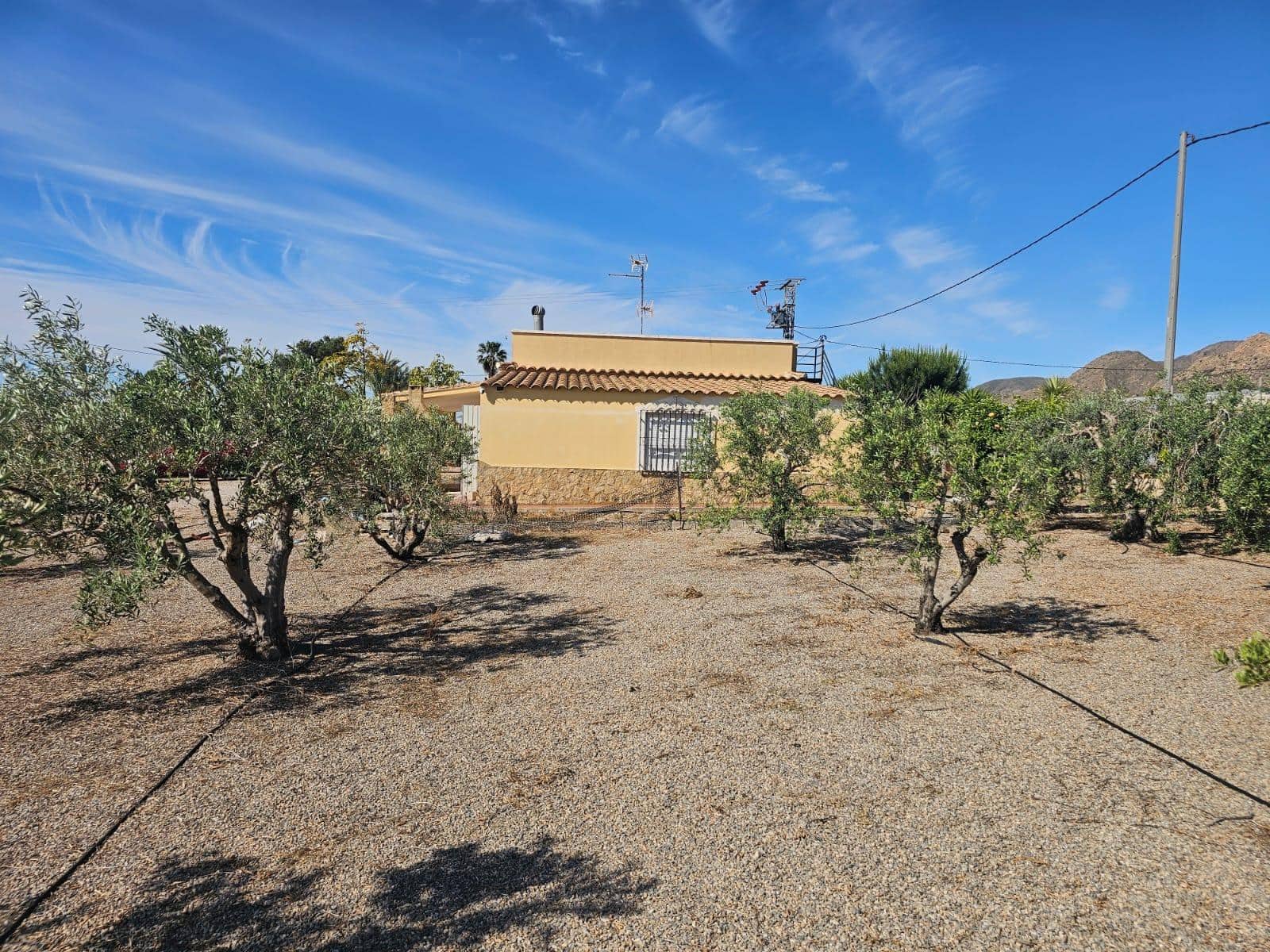3 soveværelse Finca/Landehus til salg i Aguilas med swimmingpool garage - € 250.000 (Ref: 9892848)