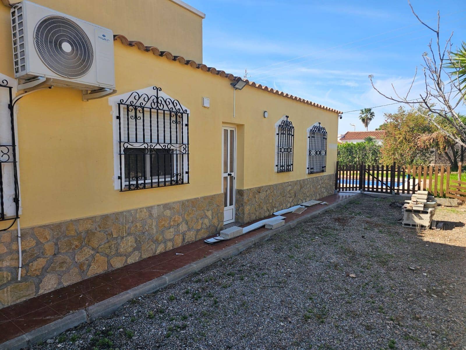 3 bedroom Finca/Country House for sale in Aguilas with pool garage - € 250,000 (Ref: 9892848)