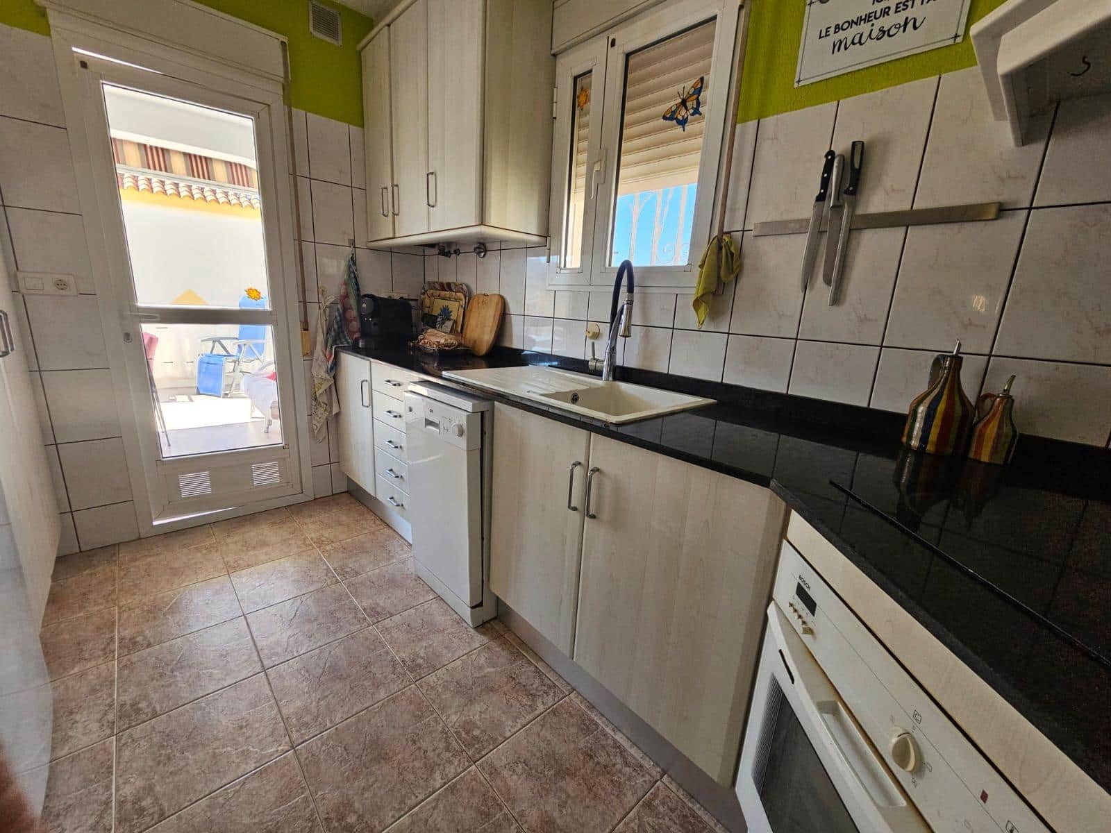 Chalet de 4 habitaciones en Calabardina en venta con garaje - 335.000 € (Ref: 9892849)