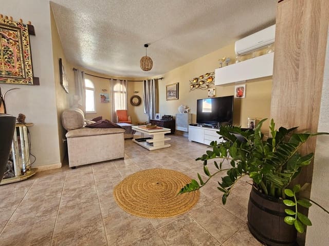 4 bedroom Villa for sale in Calabardina, Aguilas with garage - € 335,000 (Ref: 9892849)