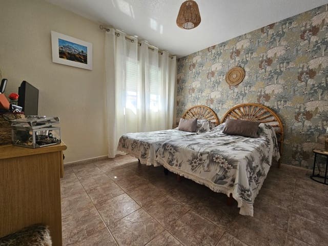 4 bedroom Villa for sale in Calabardina, Aguilas with garage - € 335,000 (Ref: 9892849)