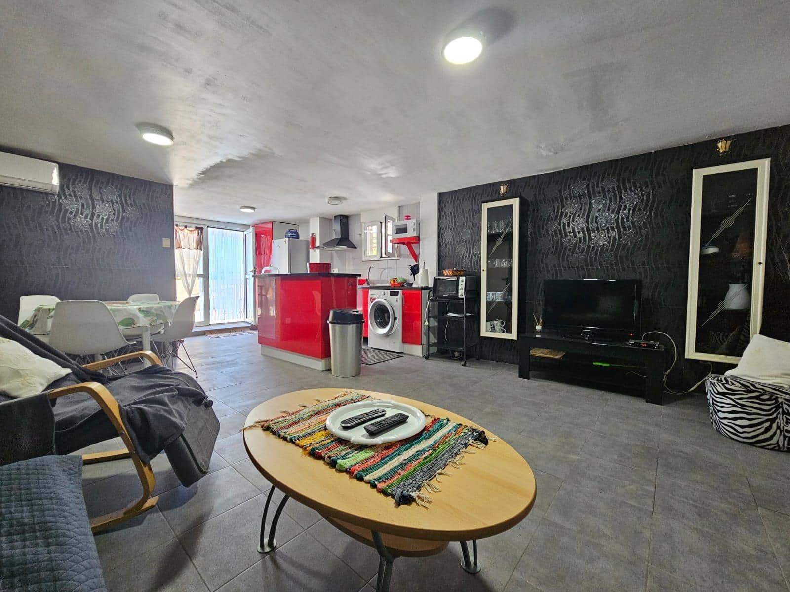 Chalet de 4 habitaciones en Calabardina en venta con garaje - 335.000 € (Ref: 9892849)