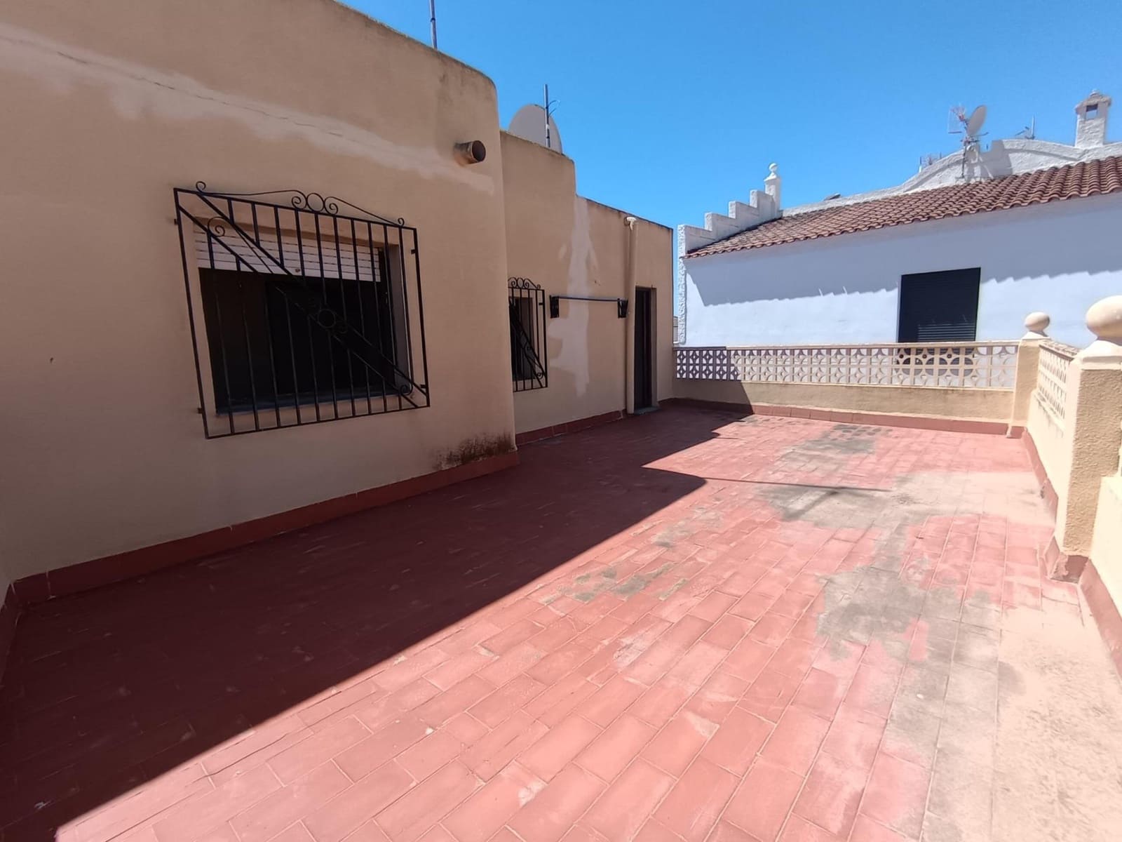 Chalet de 4 habitaciones en San Juan de los Terreros en venta con garaje - 280.000 € (Ref: 9892853)