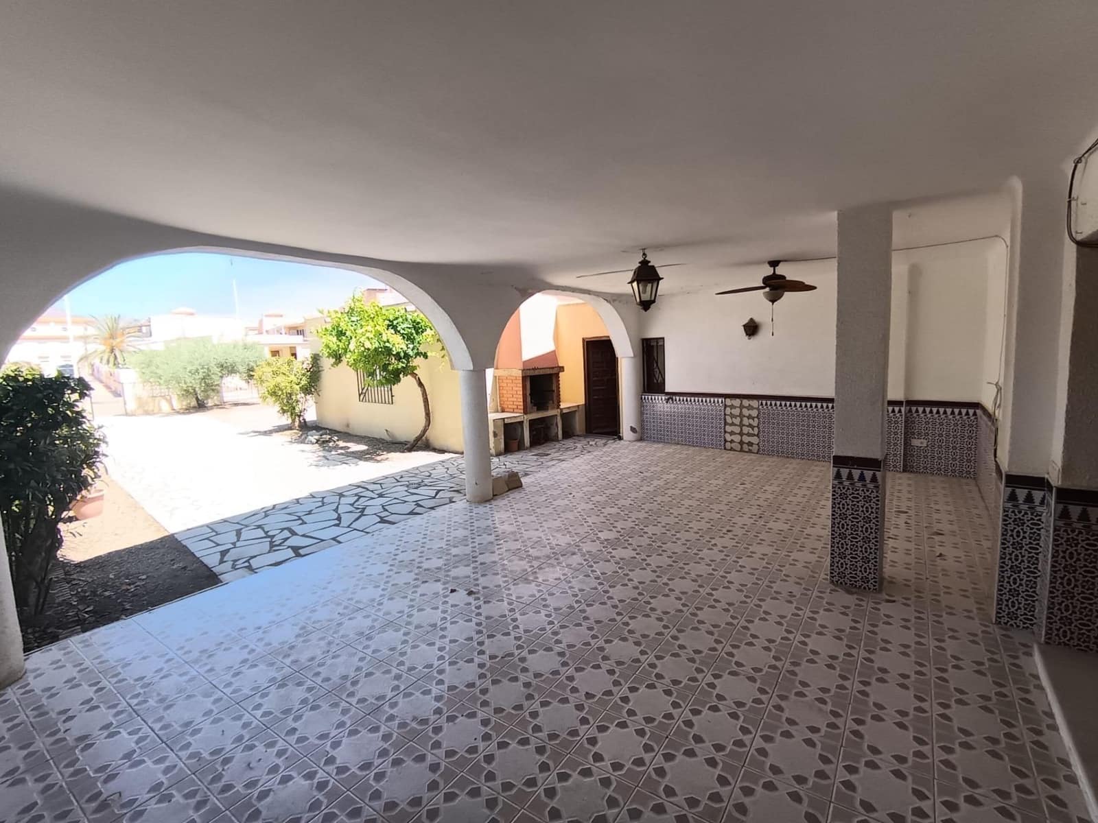 Chalet de 4 habitaciones en San Juan de los Terreros en venta con garaje - 280.000 € (Ref: 9892853)