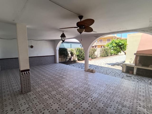 Chalet de 4 habitaciones en San Juan de los Terreros, Pulpí en venta con garaje - 280.000 € (Ref: 9892853)