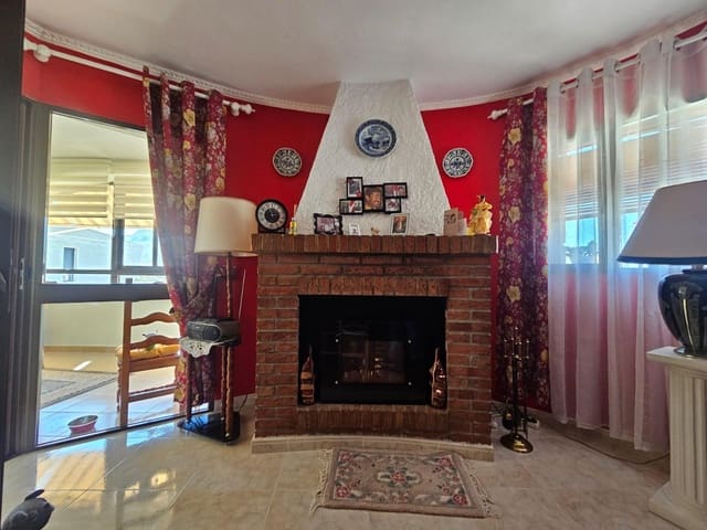 4 bedroom Villa for sale in Calabardina, Aguilas with pool garage - € 450,000 (Ref: 9892854)