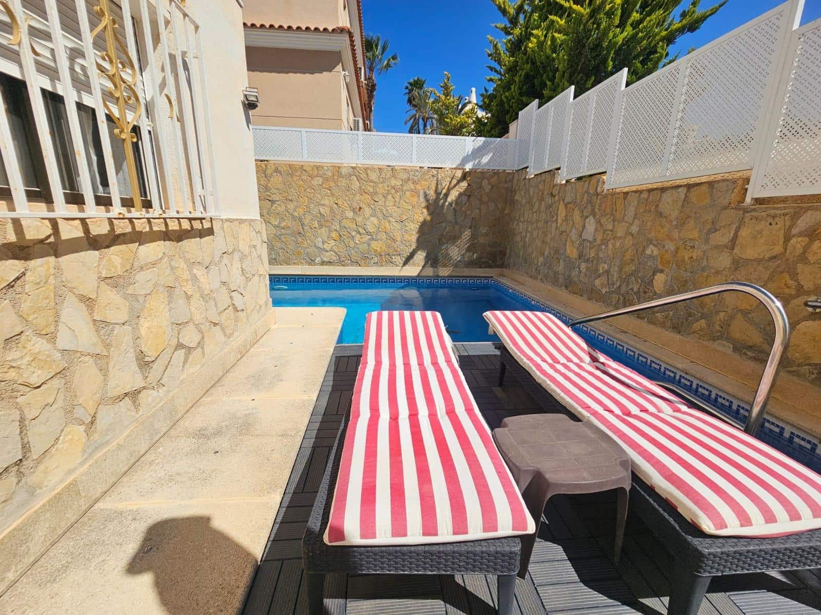 4 bedroom Villa for sale in Calabardina with pool garage - € 450,000 (Ref: 9892854)