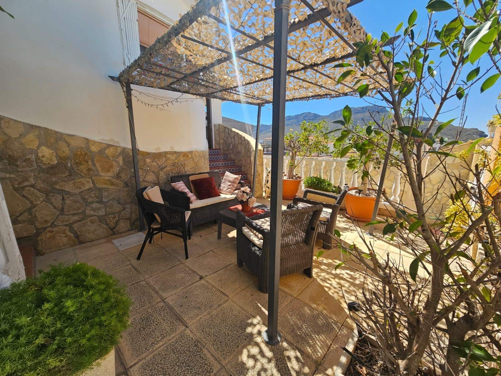 4 bedroom Villa for sale in Calabardina with pool garage - € 450,000 (Ref: 9892854)