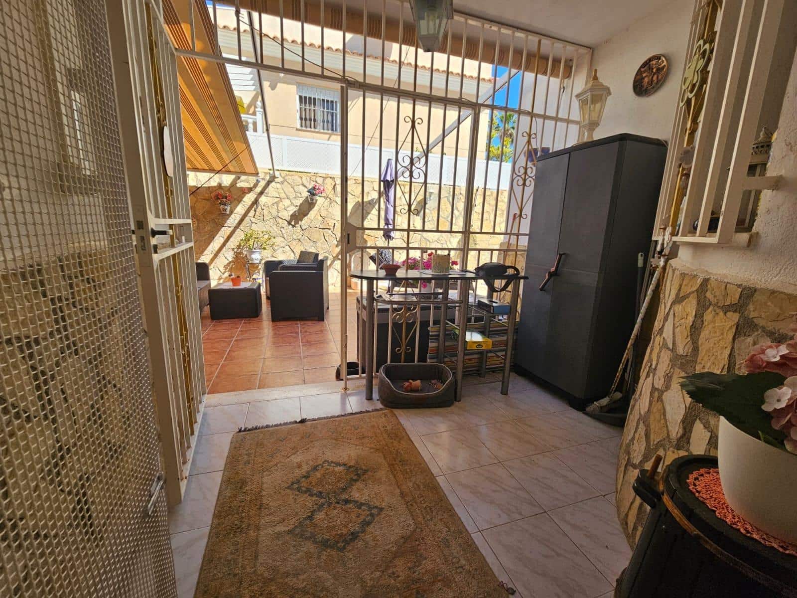 4 bedroom Villa for sale in Calabardina with pool garage - € 450,000 (Ref: 9892854)