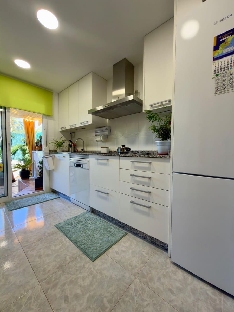5 sovrum Semi-fristående Villa till salu i Calabardina med garage - 269 900 € (Ref: 9892866)