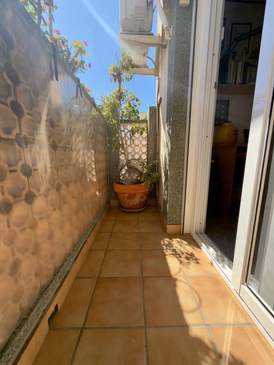 5 sovrum Semi-fristående Villa till salu i Calabardina med garage - 269 900 € (Ref: 9892866)