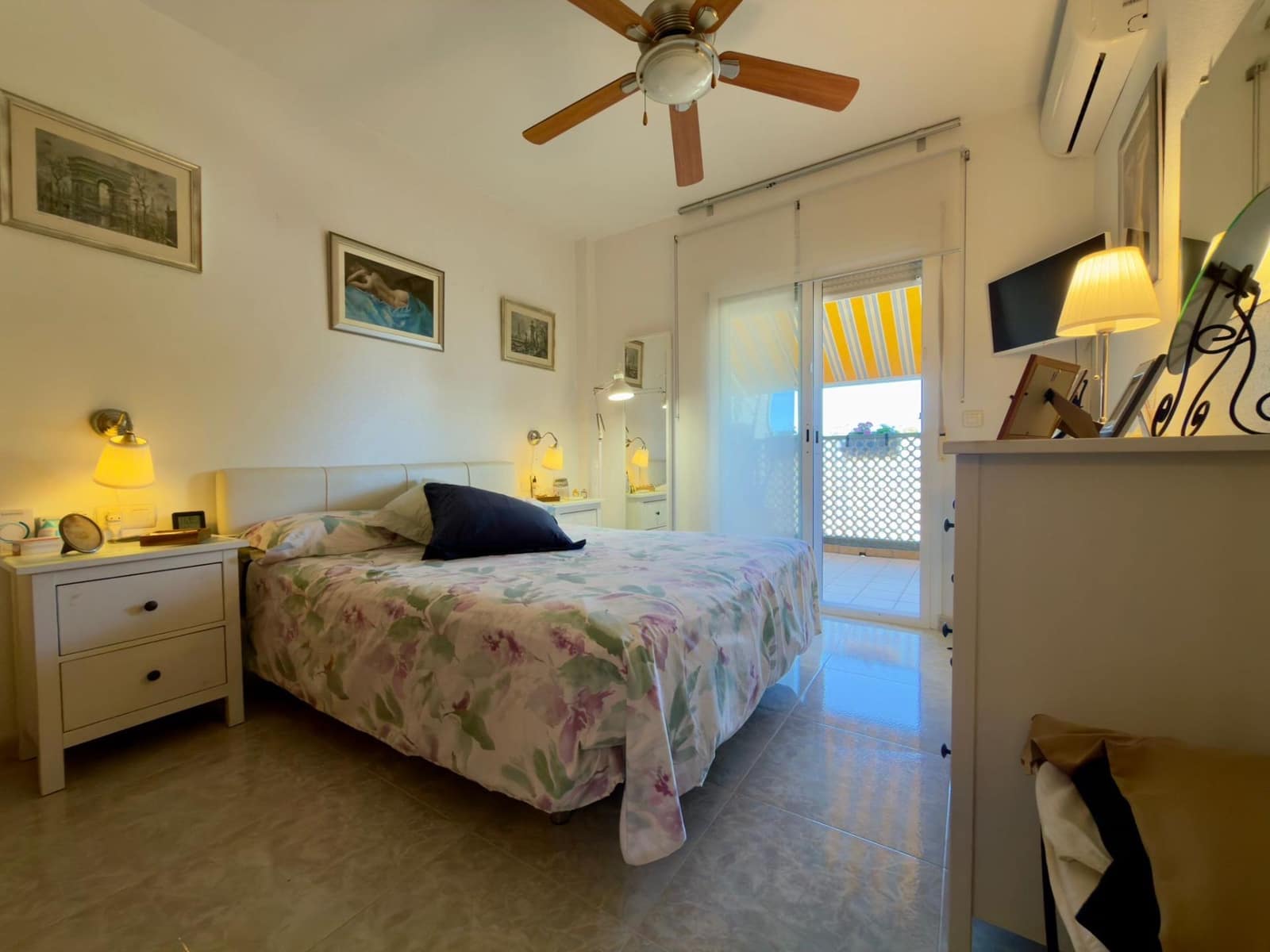 5 sovrum Semi-fristående Villa till salu i Calabardina med garage - 269 900 € (Ref: 9892866)