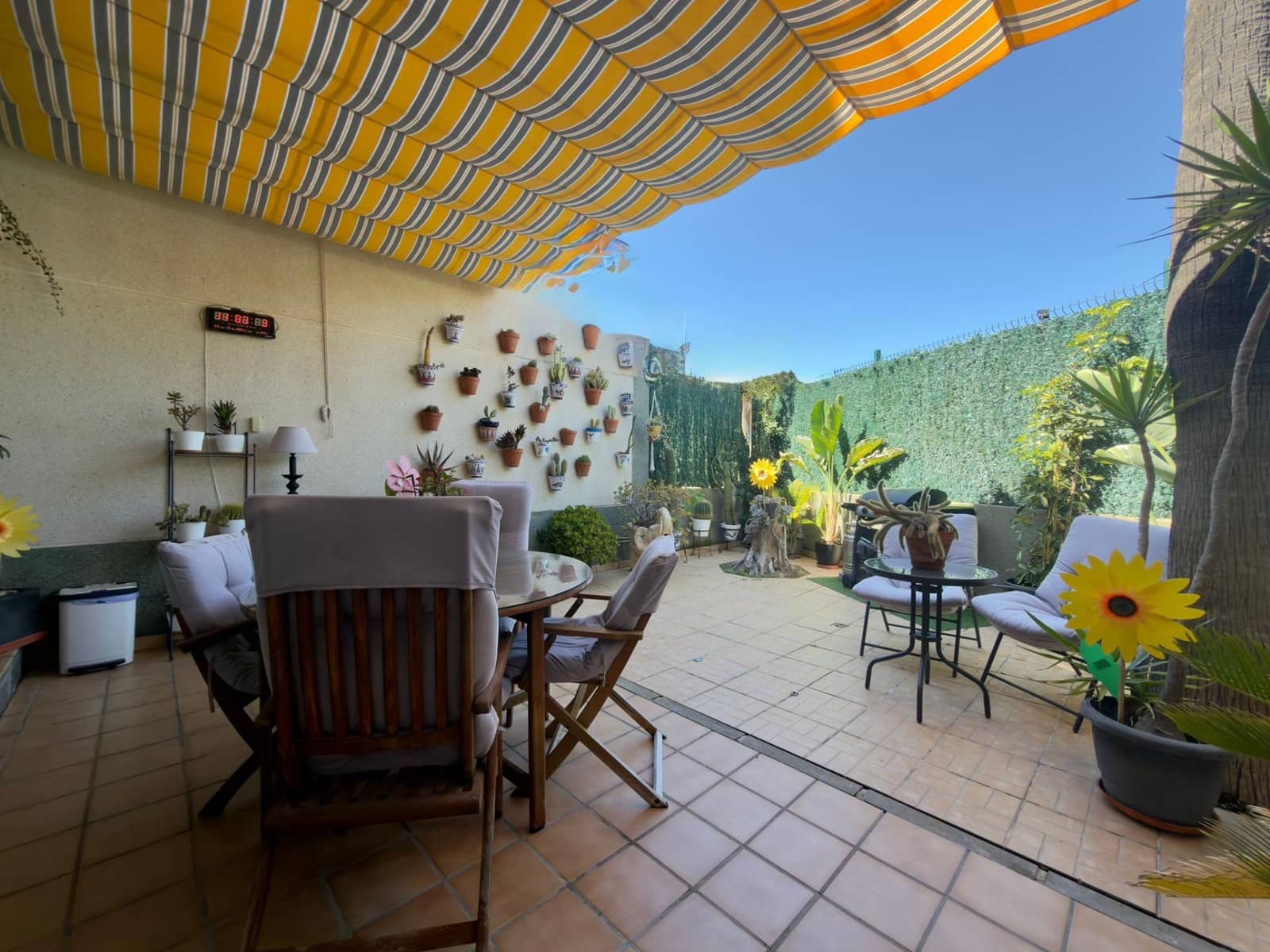 5 sovrum Semi-fristående Villa till salu i Calabardina med garage - 269 900 € (Ref: 9892866)