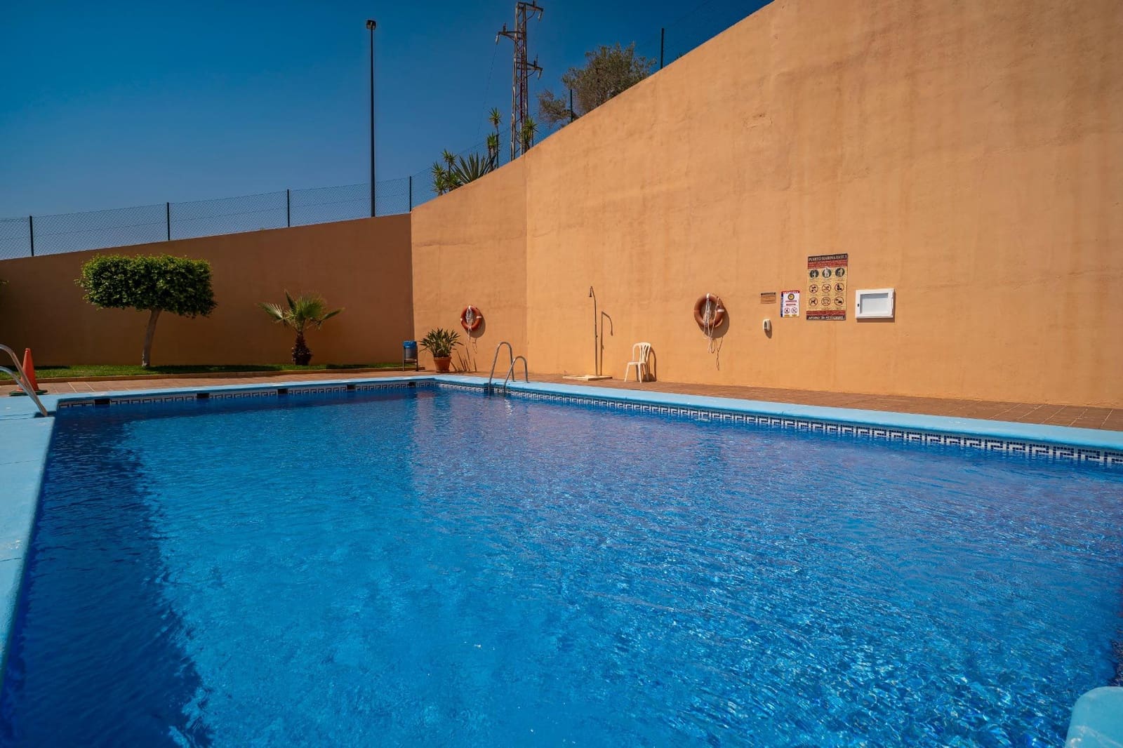2 soverom Leilighet til salgs i Mojacar med svømmebasseng garasje - € 220 000 (Ref: 9939981)
