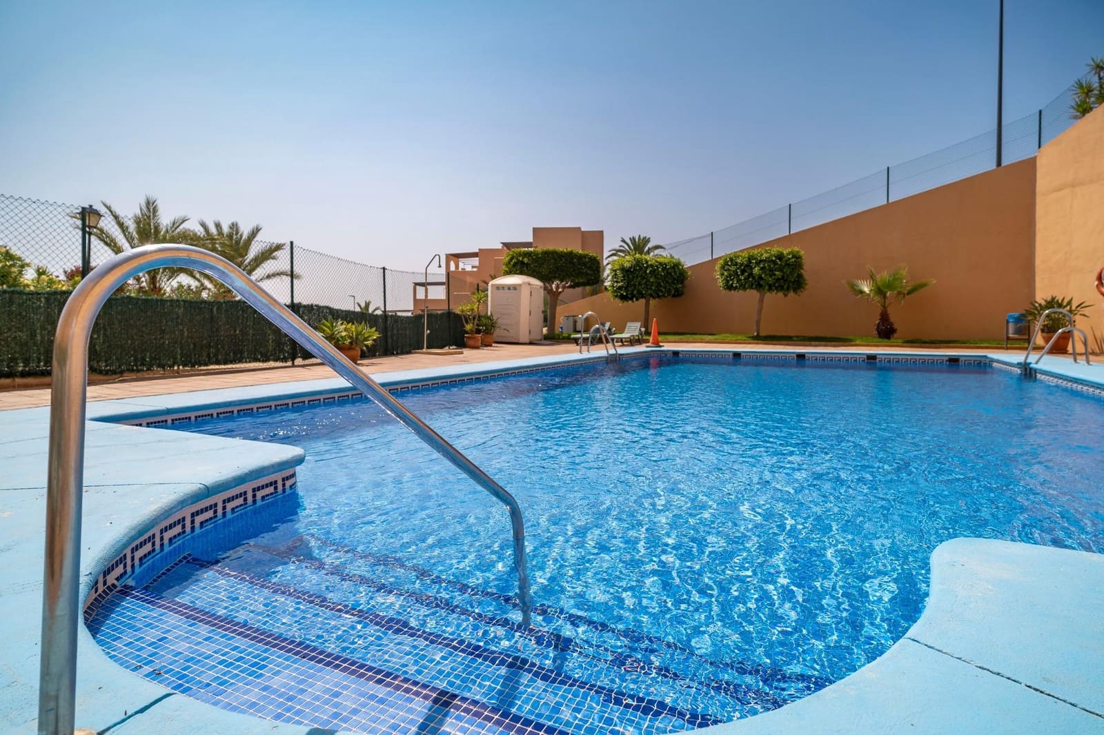 2 soverom Leilighet til salgs i Mojacar med svømmebasseng garasje - € 220 000 (Ref: 9939981)