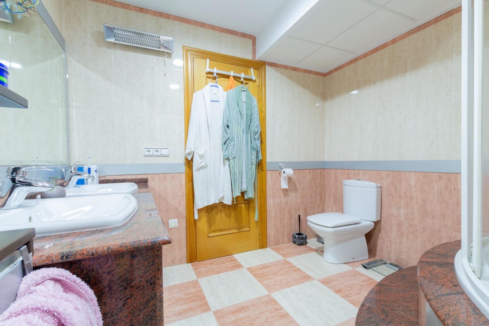 Piso de 3 habitaciones en Aguilas en venta con piscina garaje - 360.000 € (Ref: 9984994)