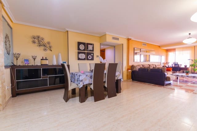 Piso de 3 habitaciones en El Hornillo, Aguilas en venta con piscina garaje - 360.000 € (Ref: 9984994)