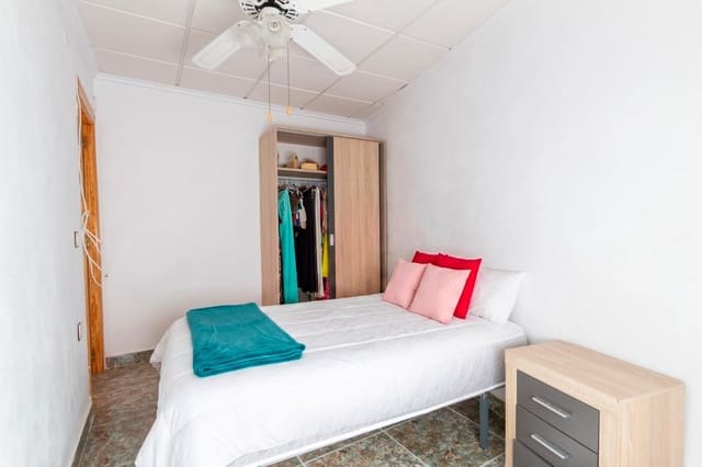 Casa de 3 habitaciones en Aguilas en venta - 120.000 € (Ref: 9998820)