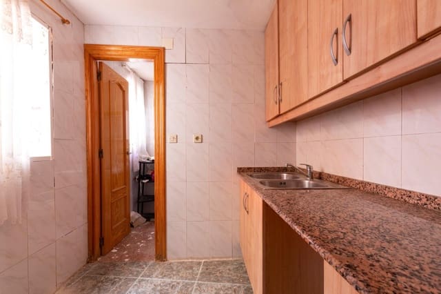 Casa de 3 habitaciones en Aguilas en venta - 120.000 € (Ref: 9998820)