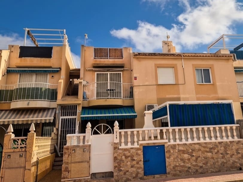 2 chambre Bungalow à vendre à Torrevieja avec piscine - 139 900 € (Ref: 10001303)