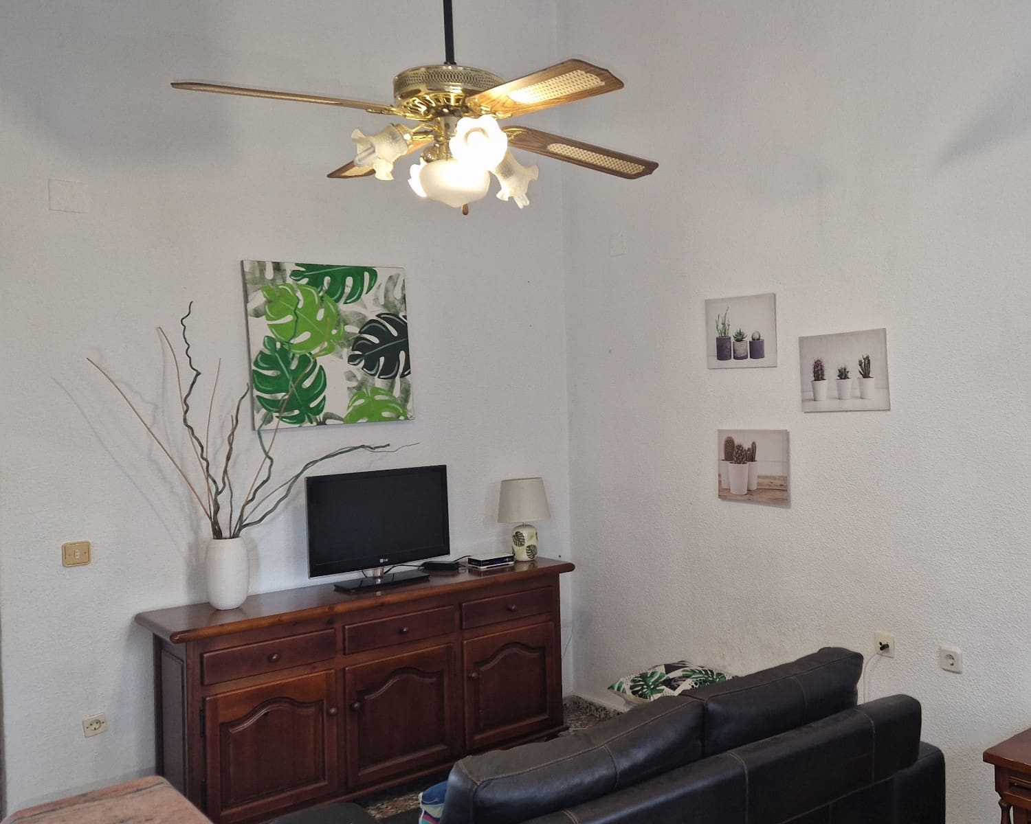 Adosado de 3 habitaciones en Torrevieja en venta con garaje - 169.999 € (Ref: 9895462)