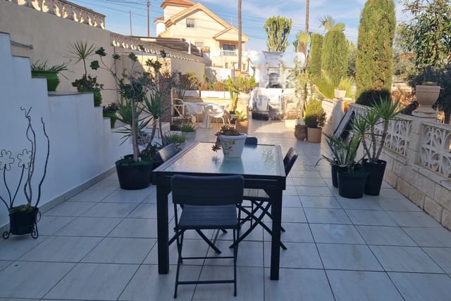 Adosado de 3 habitaciones en Los Balcones - Los Altos, Torrevieja en venta con garaje - 169.999 € (Ref: 9895462)