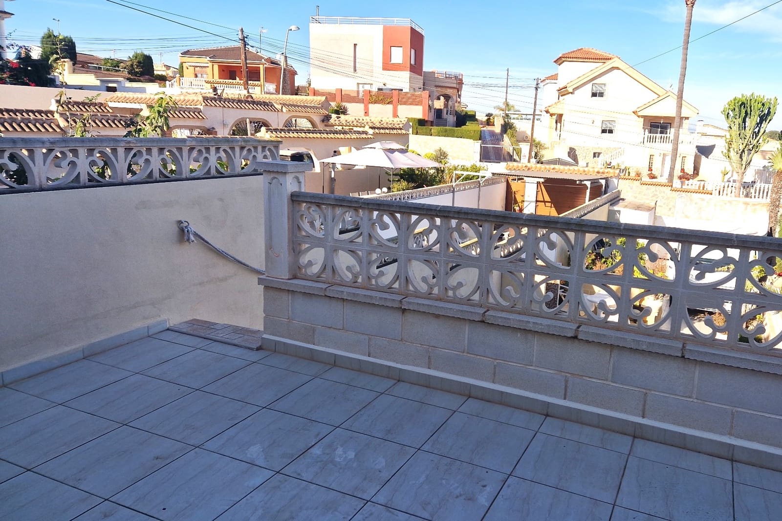 Adosado de 3 habitaciones en Torrevieja en venta con garaje - 169.999 € (Ref: 9895462)