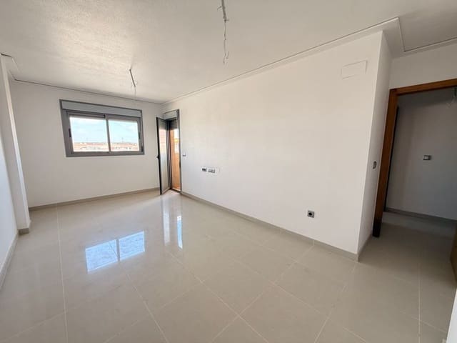 3 Zimmer Apartment zu verkaufen in Los Europeos, Torrevieja - 220.000 € (Ref: 9905294)