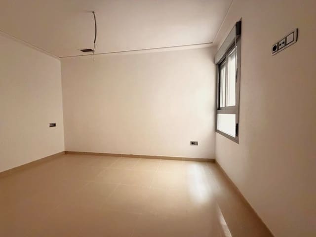 3 Zimmer Apartment zu verkaufen in Los Europeos, Torrevieja - 220.000 € (Ref: 9905294)