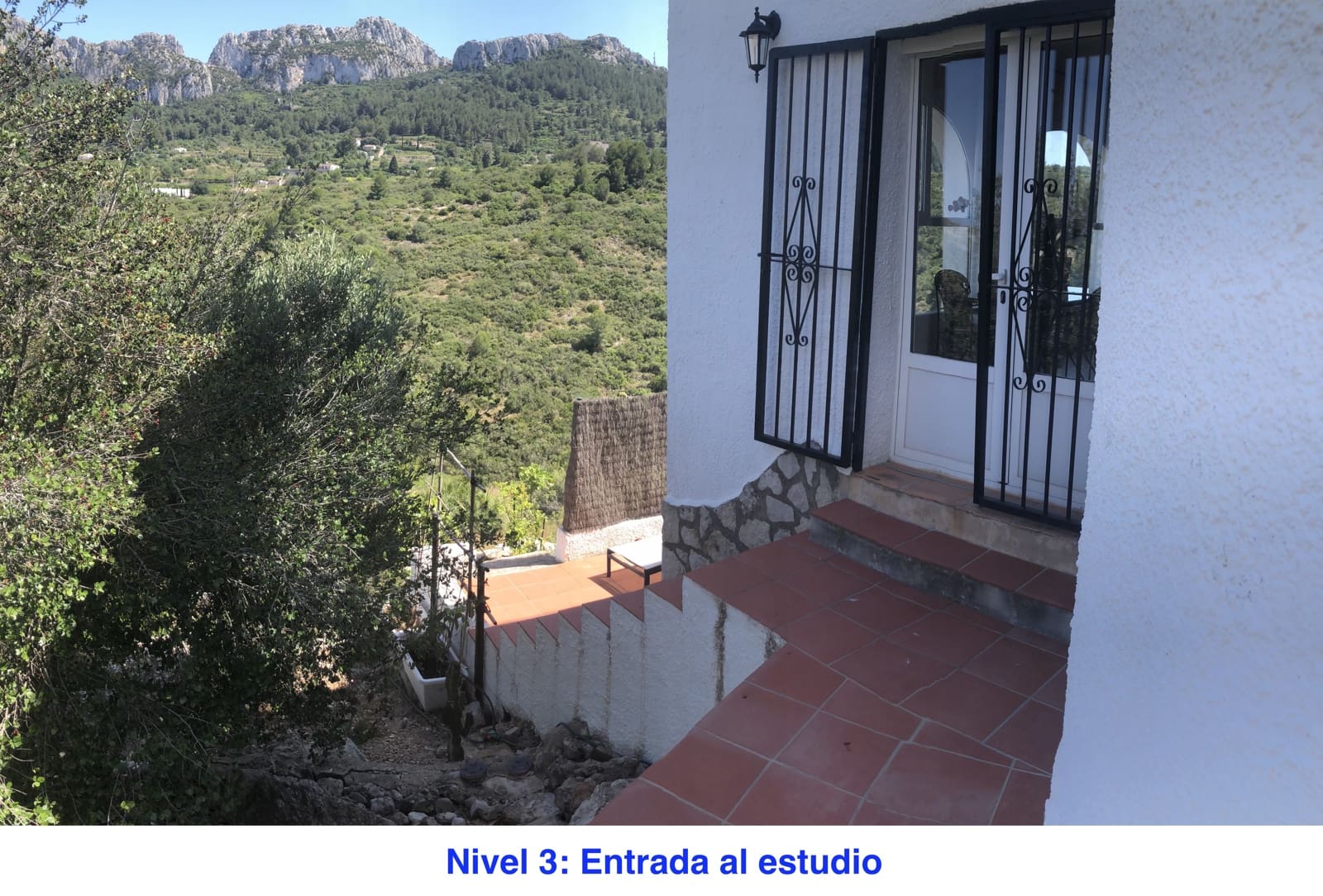 4 bedroom Villa for sale in Denia with pool garage - € 575,000 (Ref: 9893124)