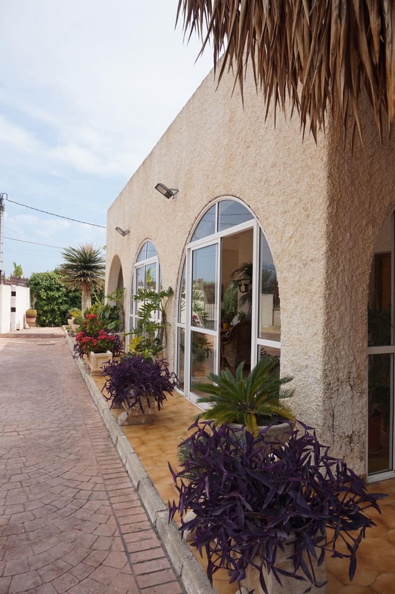 5 bedroom Villa for sale in Elche / Elx with garage - € 448,000 (Ref: 10055621)